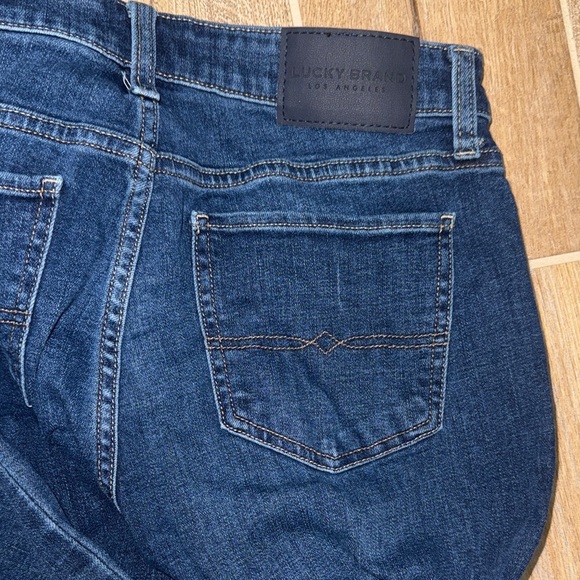 Lucky Brand Women's Dark Indigo Bootcut Jeans - Picture 2 of 4